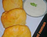 A picture of step 8 of Khasta Qeema kachori.
