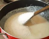 खोबरा बर्फी (khobryachi barfi recipe in marathi) रेसिपी स्टेप 2 फोटो 