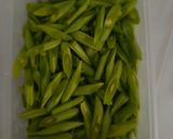 Foto langkah ke 1 dari resep Tumis Baby Cumi,Buncis, Taoge.