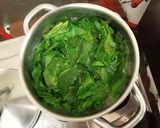Foto langkah ke 1 dari resep Sayur daun kacang panjang.