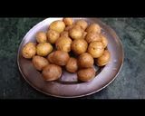 कश्मीरी दम आलू (Kashmiri Dum aloo recipe in hindi) रेसिपी चरण 2 फोटो