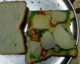 तिरंगा वेज सैंडविच(tiranga veg sandwich recipe in hindi) रेसिपी चरण 3 फोटो