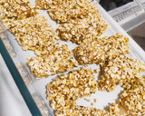 Foto del paso 4 de la receta: Pollo rebozado en avena al horno