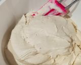Foto del paso 12 de la receta: Helado de tarta de queso con mermelada de fresa