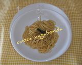 A picture of step 4 of Spaghetti Aglio e Olio.