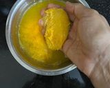A picture of step 3 of Aamras Poori.