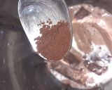 A picture of step 2 of Cappuccino Frappe.