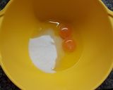 Foto del paso 1 de la receta: Budín invertido de manzana