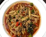 รูปขั้นตอนการทำที่ 4 ของ หม่าล่าผัดหมูสับ (อาหารจีน) ฉบับเด็กหอ🇨🇳