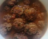 A picture of step 5 of Meat balls stew.