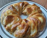 Foto del paso 7 de la receta: Pan relleno de dulce de guayaba, dulce de leche y queso🥯🍯🧀