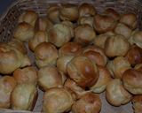 Une image de l'étape 1 de Choux chantilly citronnée et saumon fumé.
