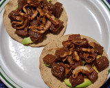 Foto del paso 3 de la receta: Tostadas de atún fresco