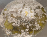 Foto del paso 1 de la receta: Empanadillas con masa de centeno integral y relleno de cebolla caramelizada, manzana y feta