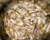 Foto del paso 4 de la receta: Kokotxas de merluza al pil-pil