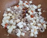 รูปขั้นตอนการทำที่ 3 ของ ยอดมะพร้าวผัดน้ำมันหอยใส่หมูสับ(ราดข้าว) #อาหารไทยง่ายๆ