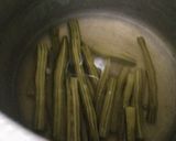 A picture of step 4 of Drumstick soup.