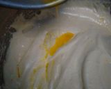 Foto langkah ke 4 dari resep Bolu Gulung Meranti oleh² khas Medan.