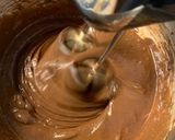 Foto langkah ke 6 dari resep Fudge Chocolate Brownies.