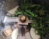A picture of step 2 of Aloo rassa.