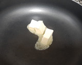 Foto del paso 1 de la receta: Risotto de pollo con queso parmesano