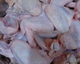 Foto langkah ke 1 dari resep CHICKEN WING, lalap, slada,wortel.
