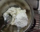 A picture of step 2 of Strawberry Shrikhand.