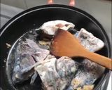 Foto langkah ke 5 dari resep Sop ikan nila segar.