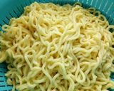 Foto langkah ke 1 dari resep Mie Goreng Nyemek.