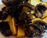 Foto langkah ke 1 dari resep Belut kentang cabe hijau.