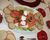 Foto del paso 2 de la receta: Salmón escocés ahumado con crema de lima
