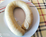 Foto del paso 4 de la receta: Coca de hojaldre de chicharrones y piñones