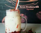 Foto langkah ke 4 dari resep Korean Strawberry Milk.