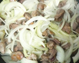 Foto del paso 2 de la receta: Mollejas encebolladss