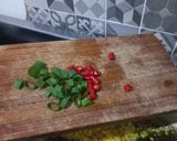Foto langkah ke 7 dari resep Nasi Goreng Kunyit Teri Nasi.
