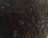A picture of step 3 of No bake Chocolate biscuits Cake.