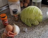 Foto del paso 1 de la receta: Sopa de Repollo con fideos chinos y huevo cocido