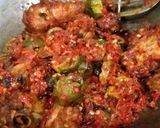 Foto langkah ke 4 dari resep Sambal ayam terong.