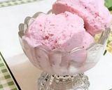 A picture of step 6 of Strawberry Ice cream.