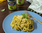 Spaghetti z kurczakiem i pesto krok przepisu 1 zdjęcie