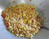 Foto langkah ke 7 dari resep Nasi Goreng Udang pedas.