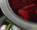 A picture of step 5 of Sirkewali Pyaaz (Pickled Onions).