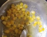 A picture of step 2 of Cream of chicken sweet corn soup.