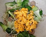 Foto langkah ke 6 dari resep Oseng Pokcoy Toge.