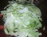 Hình bước làm 1 của món Salad bắp cải 😆