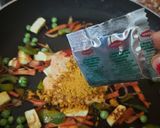 A picture of step 4 of Shahi Masala Maggi.