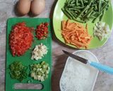 Foto langkah ke 1 dari resep Dadar Bihun Saus Sayuran Simple Ala AnaKost.