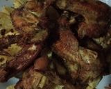 Foto langkah ke 2 dari resep Sayap ayam goreng balado.