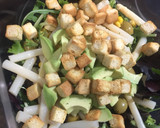 Foto del paso 2 de la receta: Cena en 10 minutos: ensalada completa con pavo