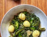 Foto langkah ke 4 dari resep Cah Kangkung Telur Puyuh.